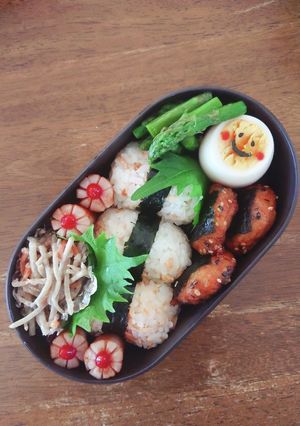JK☆鮭たわらおにぎり弁当♪-レシピのメイン写真