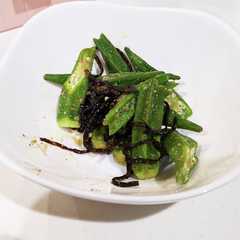 รูปของ 5分で完成！オクラの胡麻昆布和え