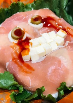 ハロウィンに！ちょっぴり怖いポテトサラダ-レシピのメイン写真