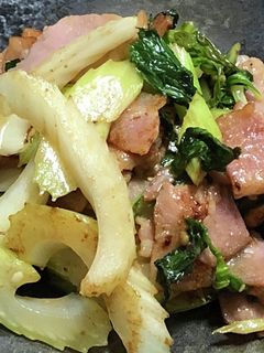 セロリとベーコンのマヨ炒め-レシピのメイン写真