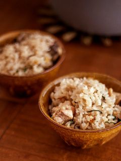 舞茸と鶏肉の土鍋炊き込みご飯-レシピのメイン写真