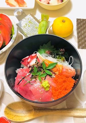 海鮮丼で夕飯メニュー♪好きなネタを♡-レシピのメイン写真
