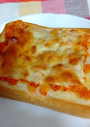 キムチとたくあんのチーズトースト-レシピのメイン写真