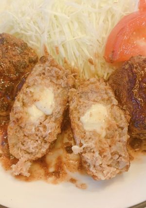 野菜たっぷりチーズインハンバーグ-レシピのメイン写真