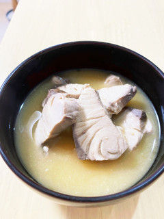 刺身の味噌汁(ハマチ)-レシピのメイン写真