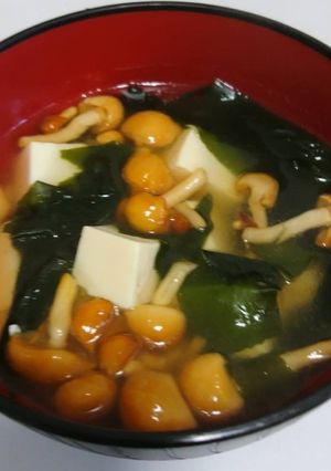 簡単！豆腐となめこの生姜コンソメスープ♪-レシピのメイン写真