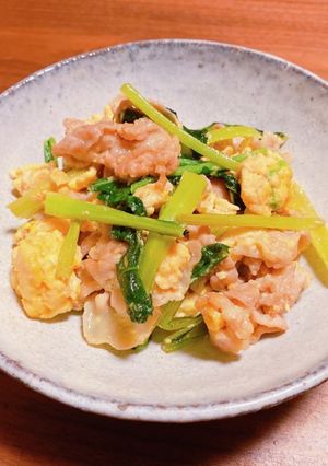 小松菜と豚肉と卵のオイマヨ炒め-レシピのメイン写真
