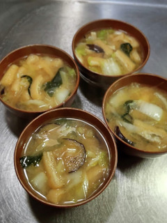 揚げ茄子と油揚げの味噌汁❨@≧↺≦@)❩-レシピのメイン写真