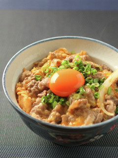 吉野家の秋限定! 月見牛とじ丼♪-レシピのメイン写真
