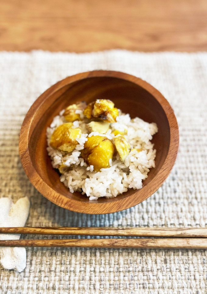 簡単皮むき♪お鍋一つでほっ栗(くり)ご飯-レシピのメイン写真