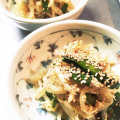 รูปของ もやしとニラのレンチン中華和え