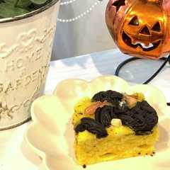 รูปของ 簡単ハロウィン！かぼちゃ蒸しケーキ