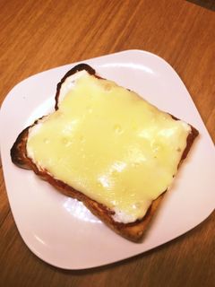 水切りヨーグルトで簡単ピザトースト-レシピのメイン写真