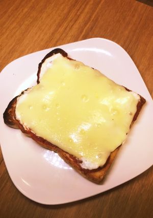 水切りヨーグルトで簡単ピザトースト-レシピのメイン写真