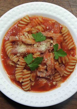 トマト缶とベーコンで簡単ショートパスタ-レシピのメイン写真