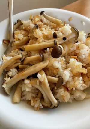 しめじと玉ねぎのガーリックチャーハン-レシピのメイン写真