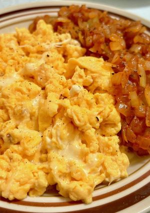 リッチな気分を味わえるスクランブルエッグ-レシピのメイン写真