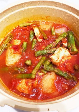 チキンのトマト煮込み　MEYER:圧力鍋-レシピのメイン写真