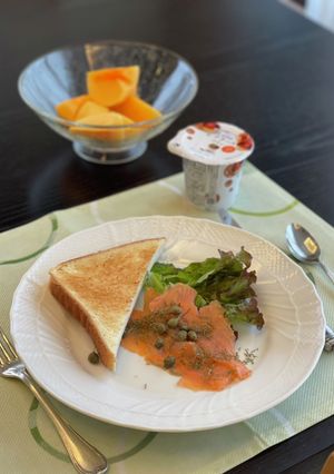 簡単☆パンにサーモン-レシピのメイン写真