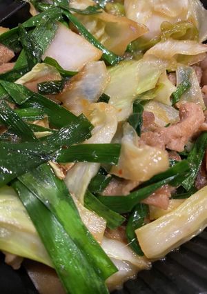 お弁当にもお酒のツマミにも！簡単ニラ豚-レシピのメイン写真