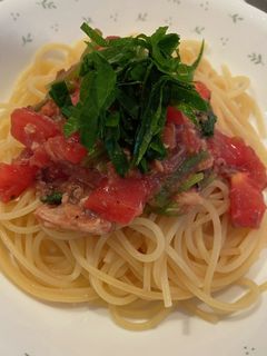 鯖缶とトマトのガーリック冷製パスタ-レシピのメイン写真