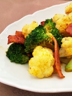 ブロッコリーとカリフラワーのカレー炒め-レシピのメイン写真