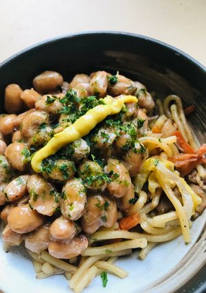 毎日の納豆●惣菜焼きそば小鉢盛り-レシピのメイン写真