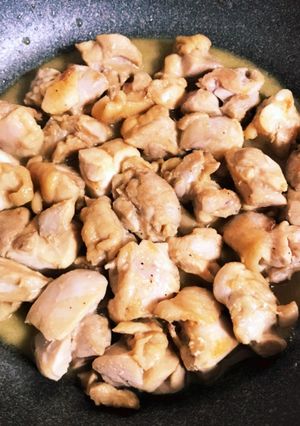 鶏もも肉のガリバタ炒め-レシピのメイン写真