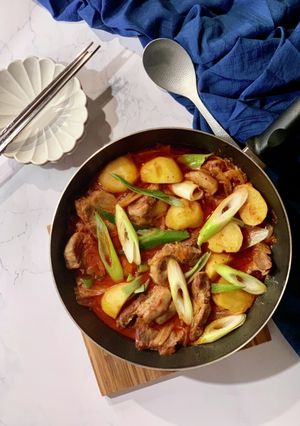豚肉とじゃがいものキムチ煮-レシピのメイン写真