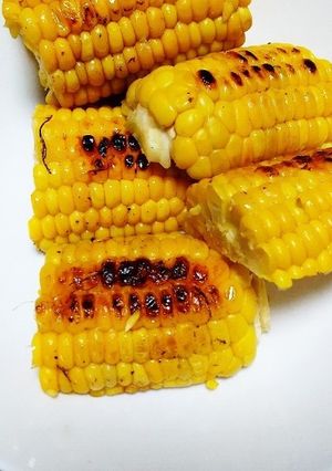 香ばしい香りがたまらない！焼とうもろこし-レシピのメイン写真
