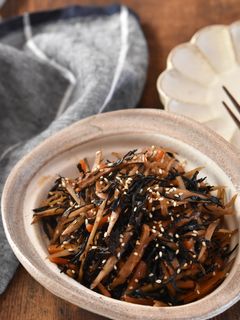 ごぼうとひじきのうま煮【作り置き】-レシピのメイン写真