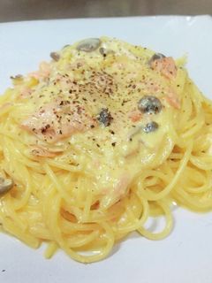 サーモンのカルボナーラ♡クリームパスタ-レシピのメイン写真