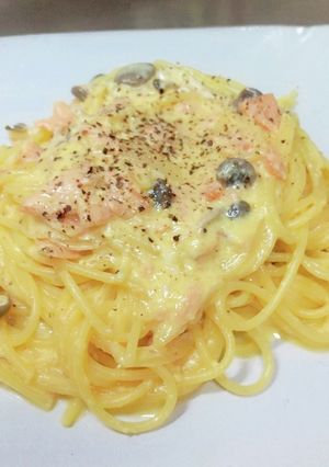 サーモンのカルボナーラ♡クリームパスタ-レシピのメイン写真