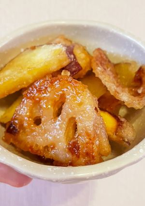コスパも味も最高！薩摩芋と蓮根の甘辛炒め-レシピのメイン写真