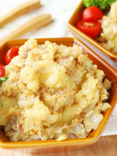 材料3つ!鯖缶で♪さば味噌ポテトサラダ-レシピのメイン写真