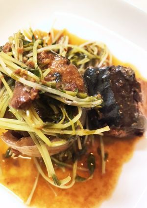 サバ缶と豆苗をレンチンで♪-レシピのメイン写真