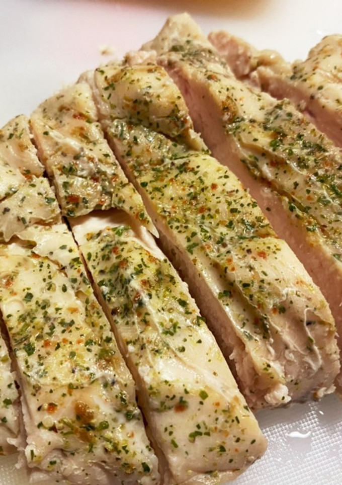 炊飯器で簡単！しっとり柔らかい鶏ハム-レシピのメイン写真