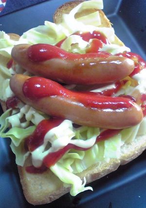 キャベツとウィンナーで美味しいトースト-レシピのメイン写真