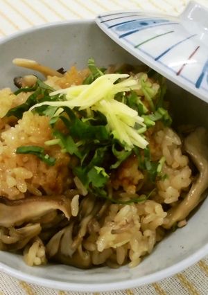 たっぷりきのこと生姜の炊き込みごはん-レシピのメイン写真