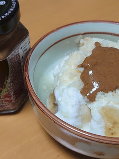 バナナおからヨーグルト♢芝麻醤をかけて-レシピのメイン写真