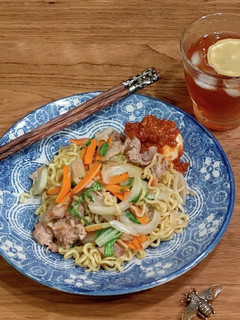 業スー19円の蒸し麺で☆上海焼きそば-レシピのメイン写真