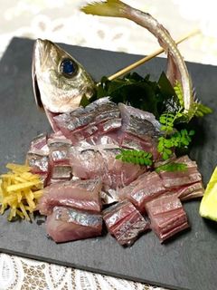 鯵のお刺身レモンと千切り生姜添え-レシピのメイン写真