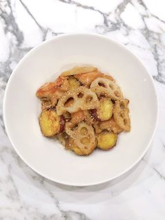 さつまいもとれんこんと鶏胸肉の甘酢炒め-レシピのメイン写真