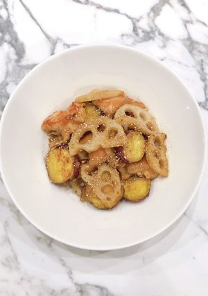 さつまいもとれんこんと鶏胸肉の甘酢炒め-レシピのメイン写真