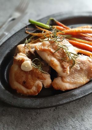 【奥州いわいどり】パリッと☆もも肉ソテー-レシピのメイン写真