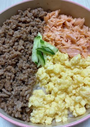 彩りも美味しい⭐︎3色そぼろ丼-レシピのメイン写真