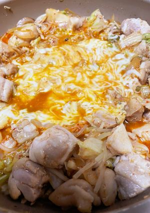 フライパンで簡単にチーズタッカルビ♪-レシピのメイン写真