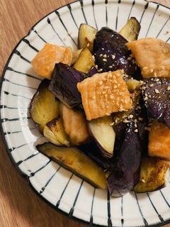 秋鮭とナスのさっぱり炒め-レシピのメイン写真