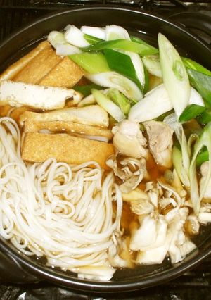 基本の鍋焼きうどん♪簡単鍋つゆ鍋スープ-レシピのメイン写真