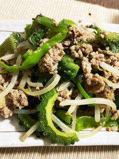 ゴーヤひき肉もやしピーマンの塩昆布炒め-レシピのメイン写真